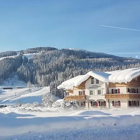 Ξενοδοχείο με διαμερίσματα Dachsteinblick 4*