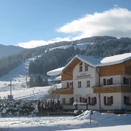 Aparthotel Dachsteinblick 4*