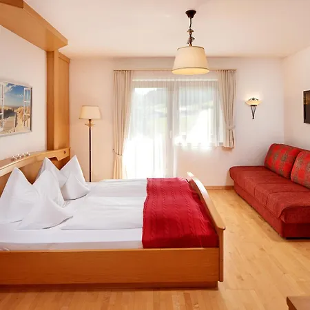 Dachsteinblick Aparthotel 4*