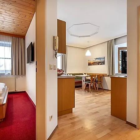 Hotel apartamentowy Dachsteinblick Flachau