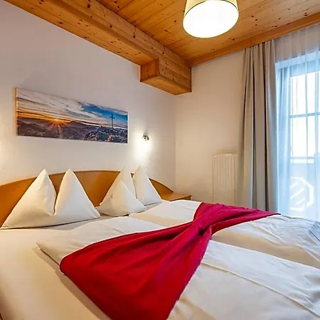 Dachsteinblick Hotel apartamentowy 4*